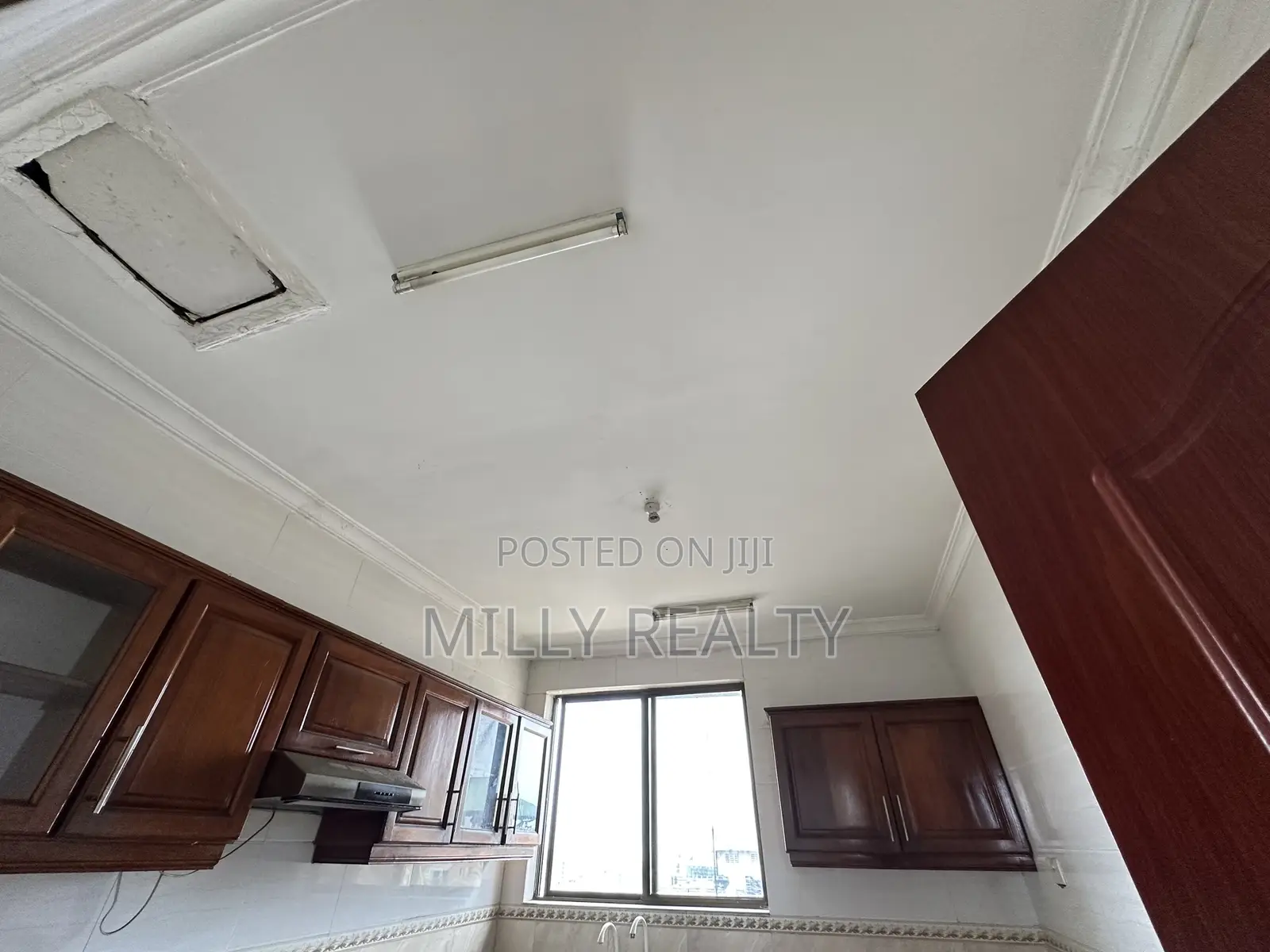 2bdrm Apartment in Lumumba Street, Kariakoo for sale