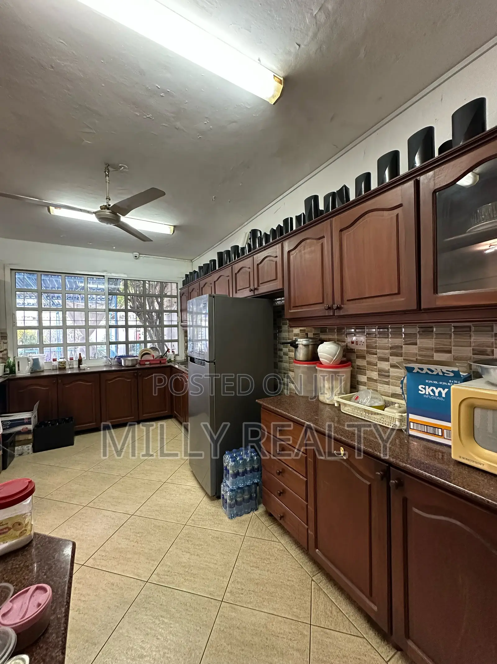 3bdrm House in Msasani Gsm Mall for rent
