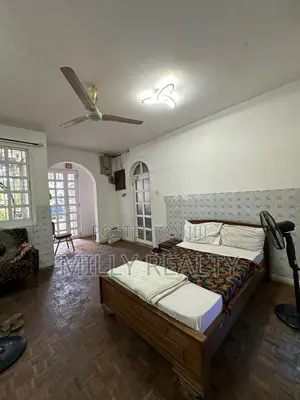 3bdrm House in Msasani Gsm Mall for rent