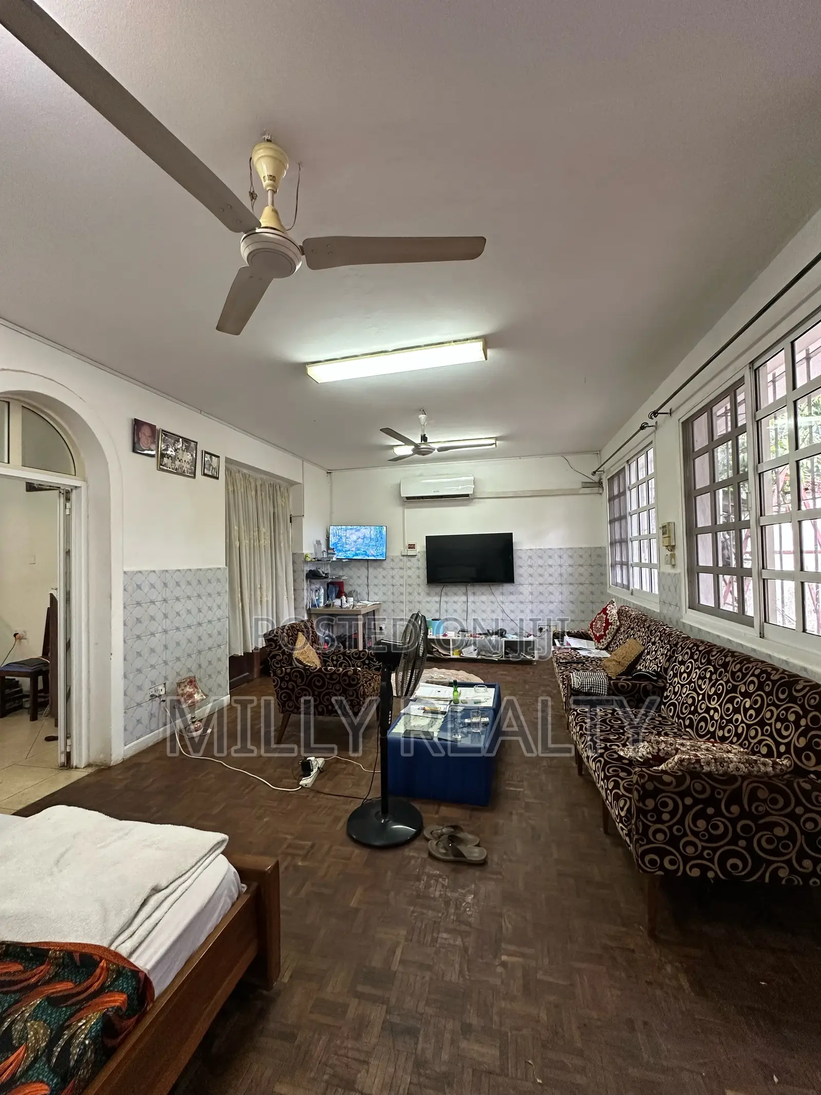 3bdrm House in Msasani Gsm Mall for rent