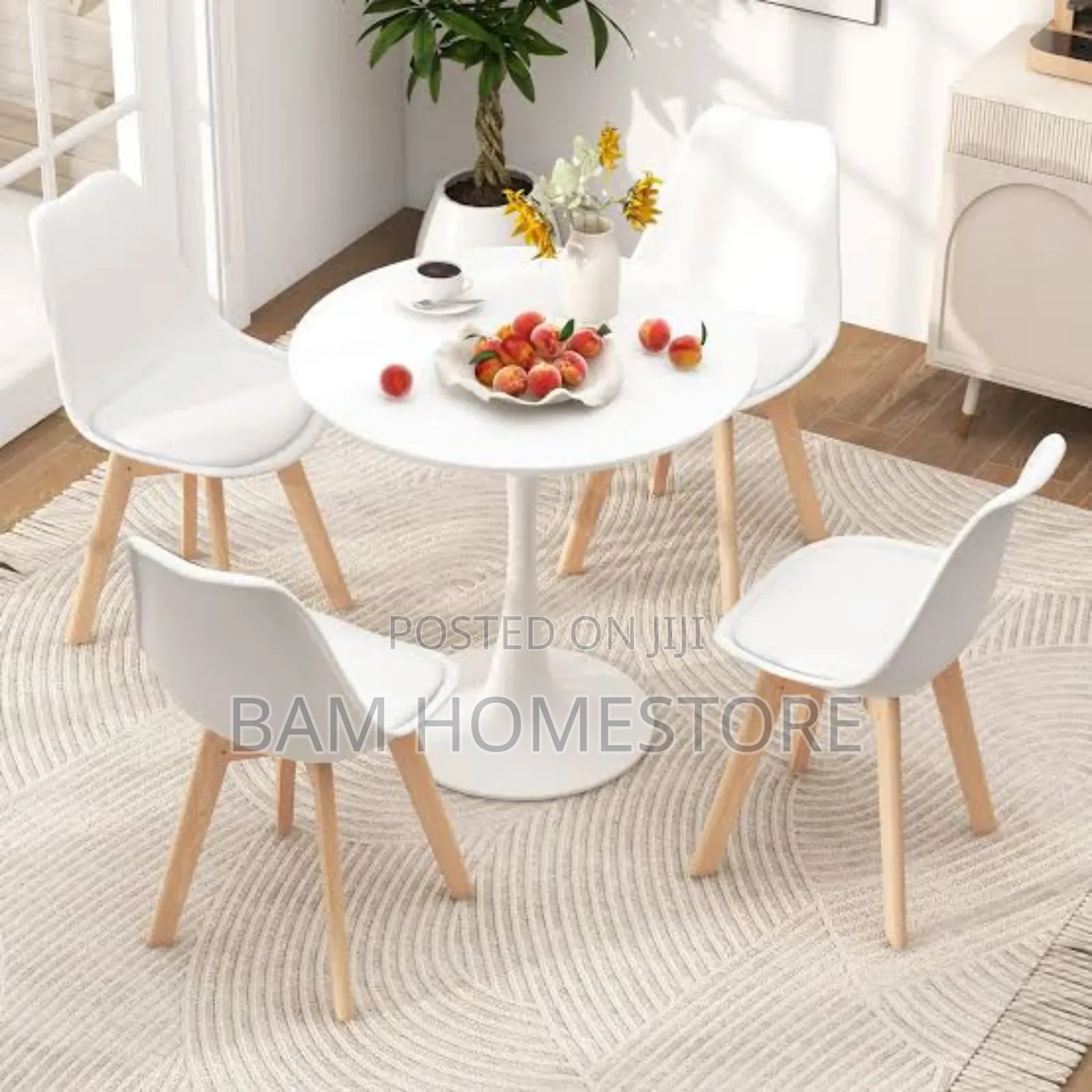 Cafeteria /Restaurant Set White Tulip Dining Set With 4 Scandi Chairs
