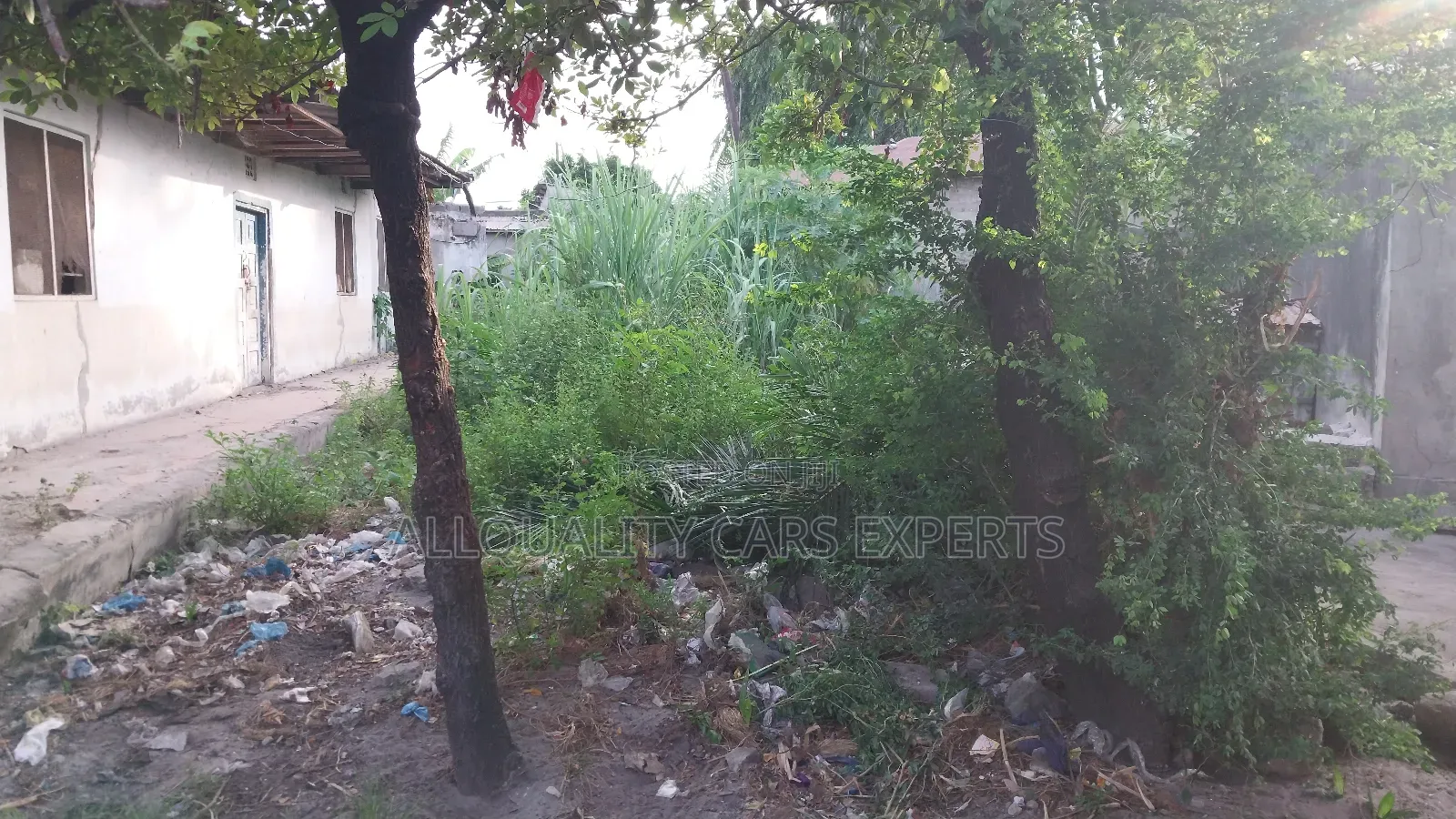 6bdrm Block Of Flats In Mbigili, Kilakala For Sale