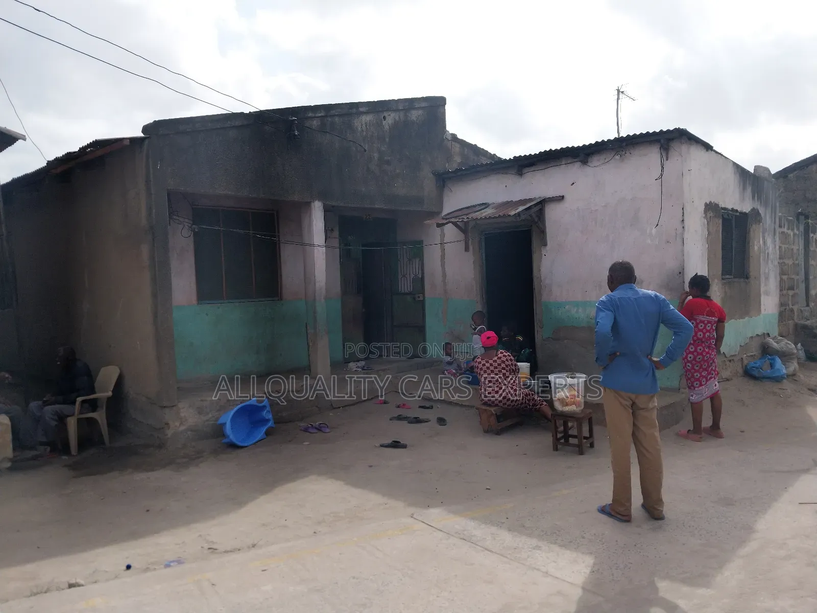 Furnished 8bdrm House in House, Kilakala for sale