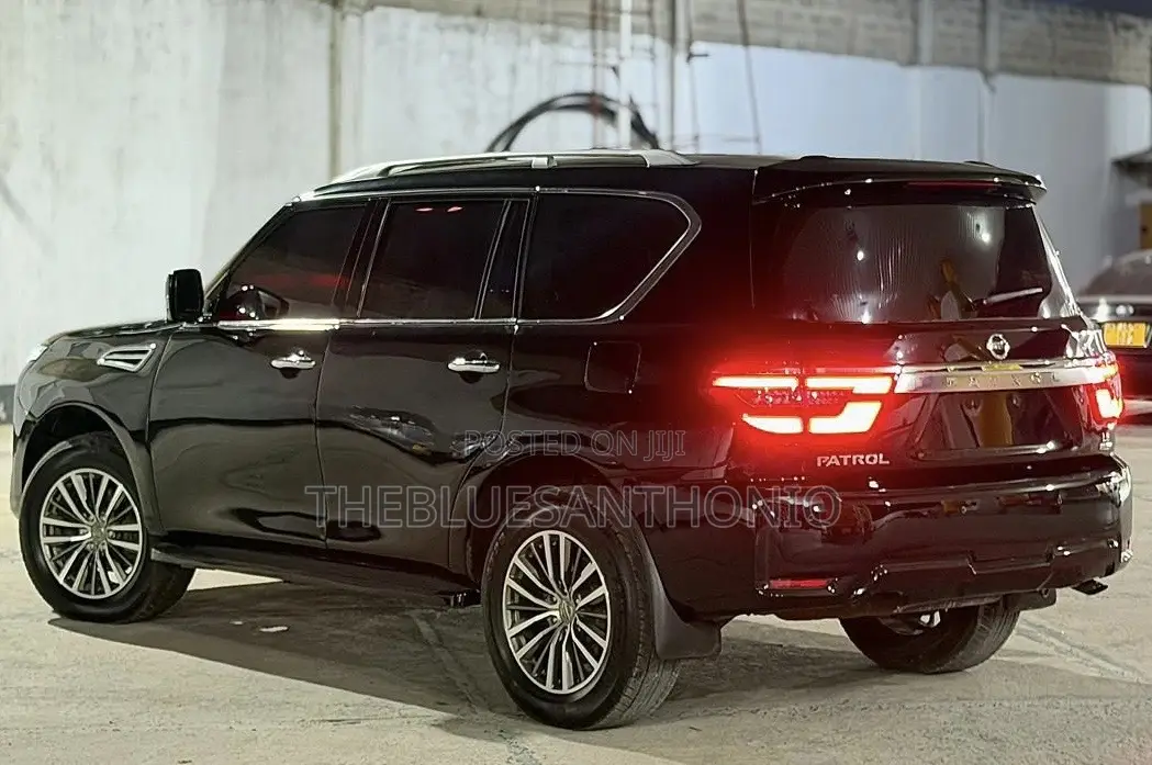 Nissan Patrol 2014 Black
