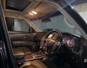 Nissan Patrol 2014 Black