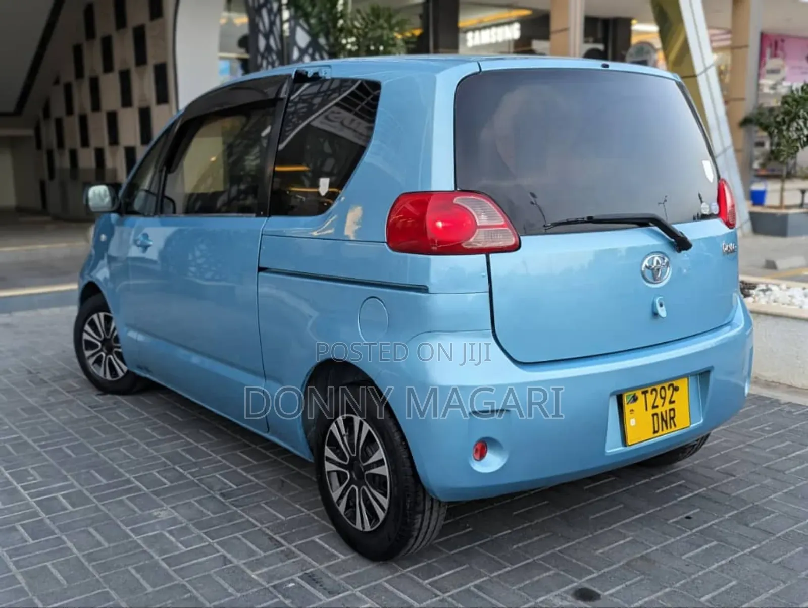 Toyota Porte 2005 Blue