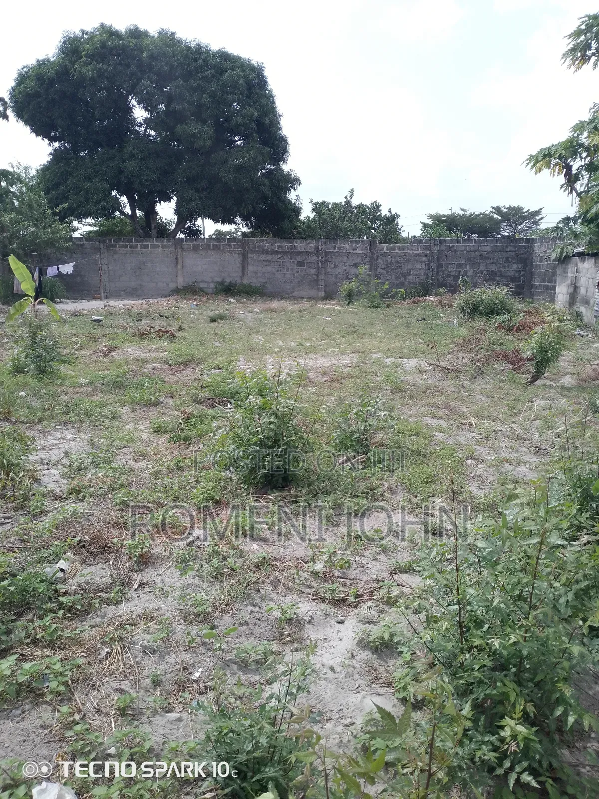 Kiwanja Sqmita 600 Kinauzwa Milioni 15 Gongolamboto Majohe Rada.