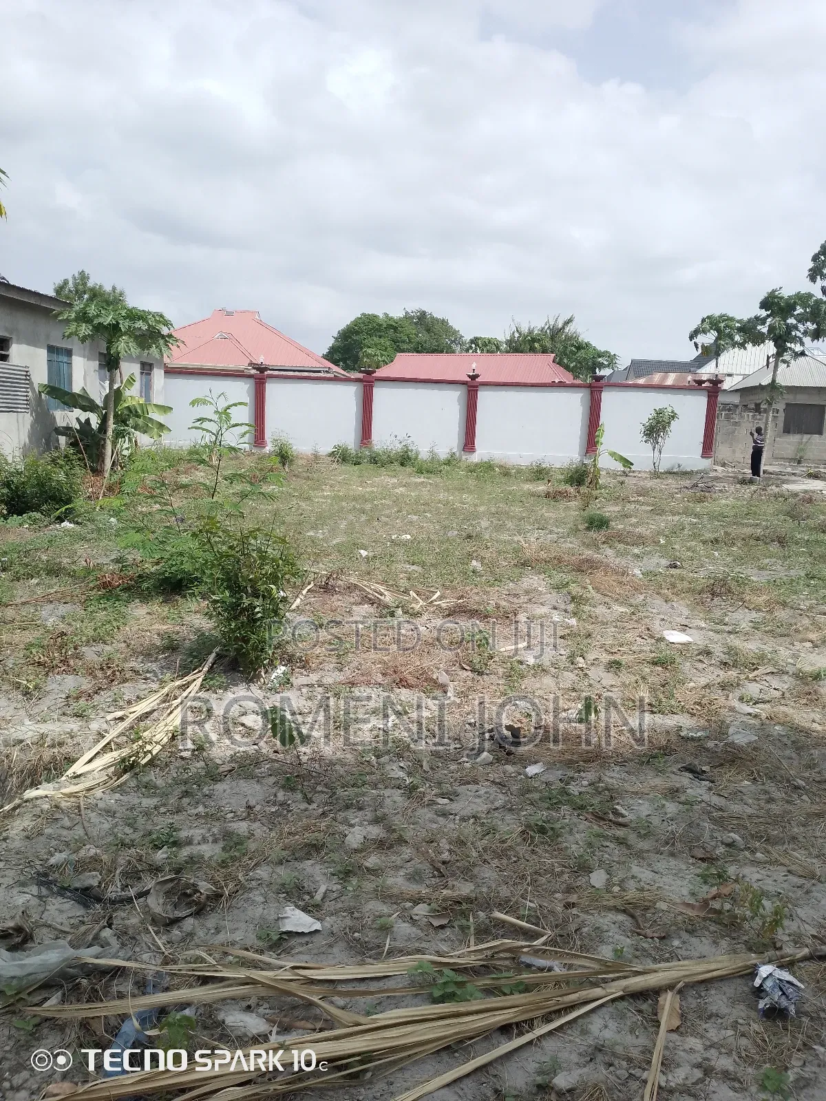 Kiwanja Sqmita 600 Kinauzwa Milioni 15 Gongolamboto Majohe Rada.