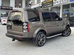 Land Rover Discovery 2016 Brown