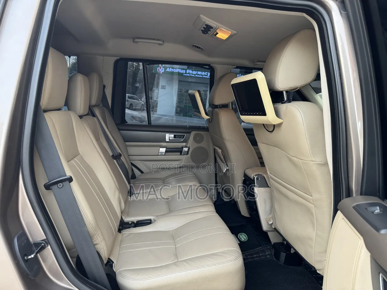 Land Rover Discovery 2016 Brown