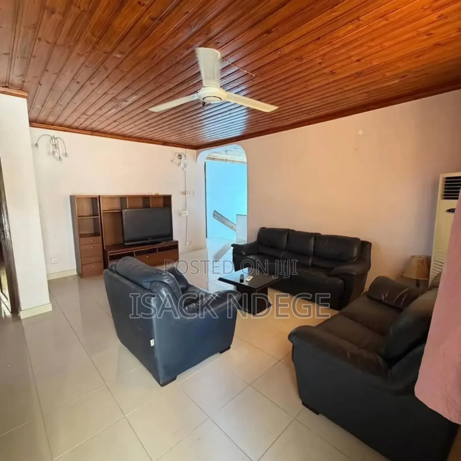 5bdrm House in Msasani for rent