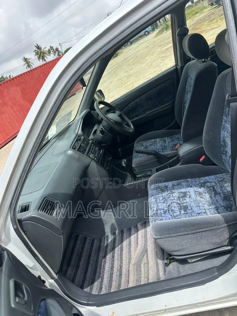 Toyota Premio 2002 Silver