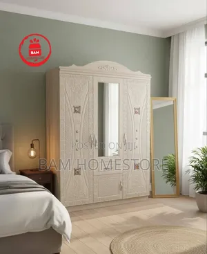 Imported 3-Door Wooden Wardrobe With Mirror and Drawers/Kabati La Nguo
