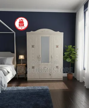 Imported 3-Door Wooden Wardrobe With Mirror and Drawers/Kabati La Nguo