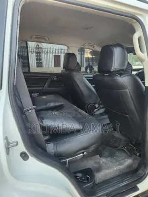 Toyota Land Cruiser 2015 White