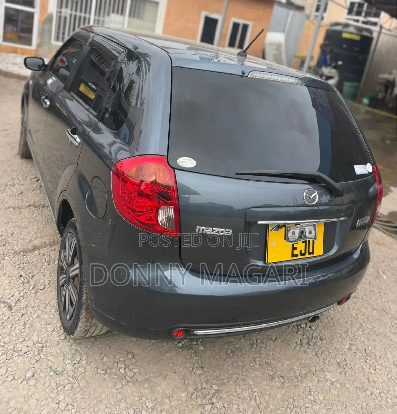 Mazda Verisa 2010 Gray