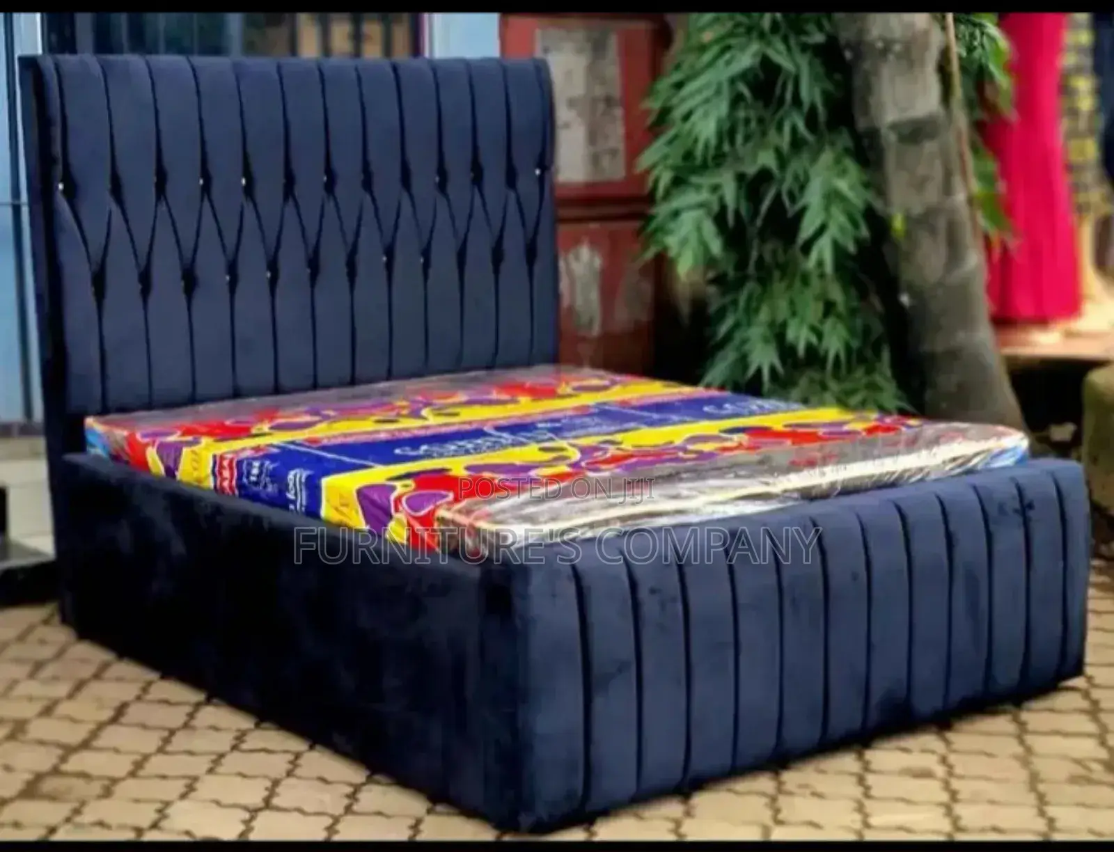 Raiger Bed Sofa