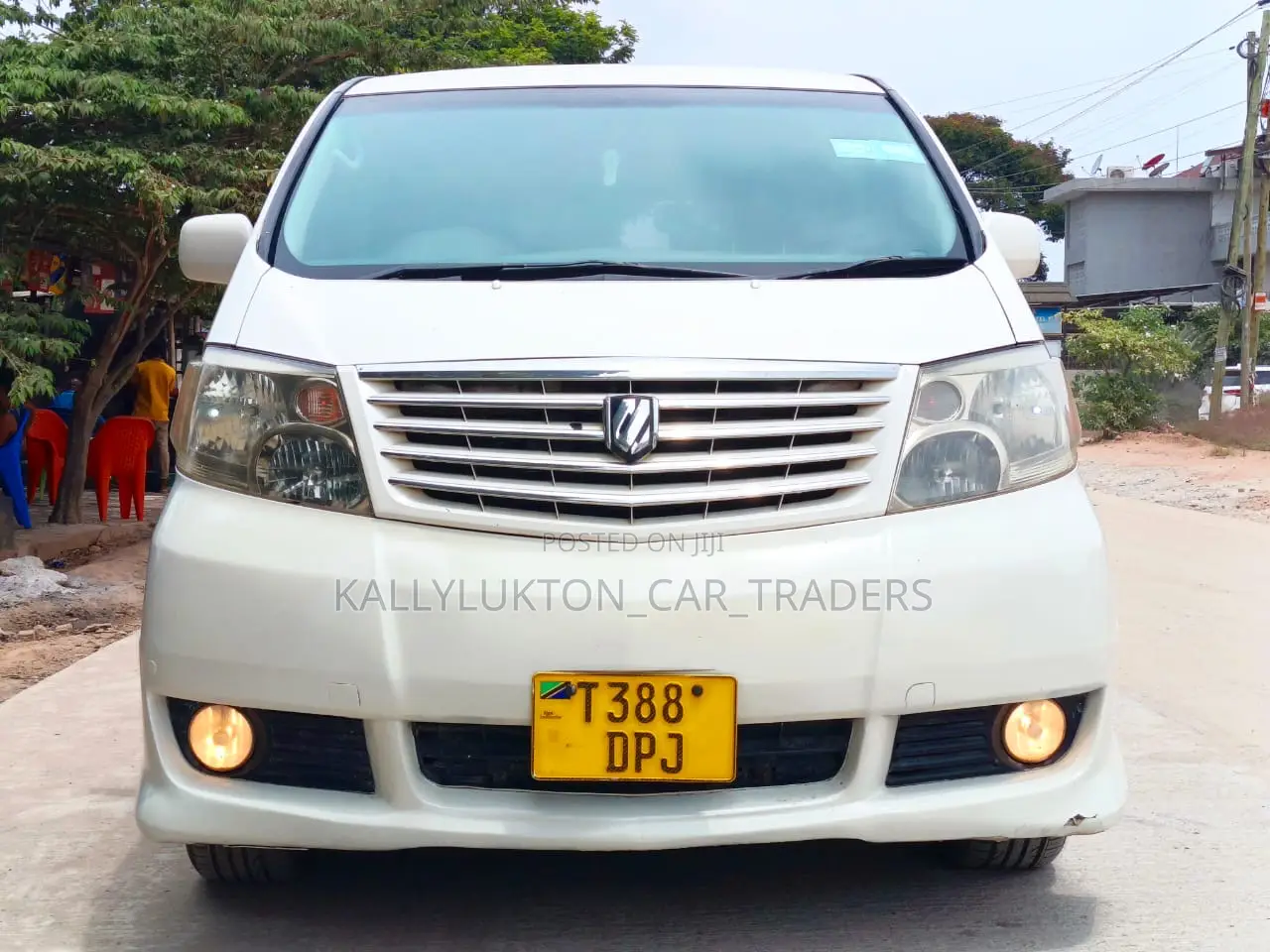 Toyota Alphard 2004 White