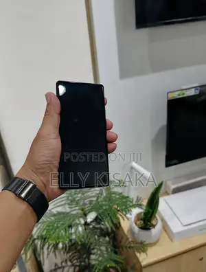 New Google Pixel 6a 128 GB Black