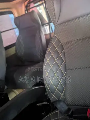 Toyota HiAce 2008 Brown