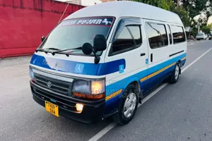 Toyota HiAce 2005 White