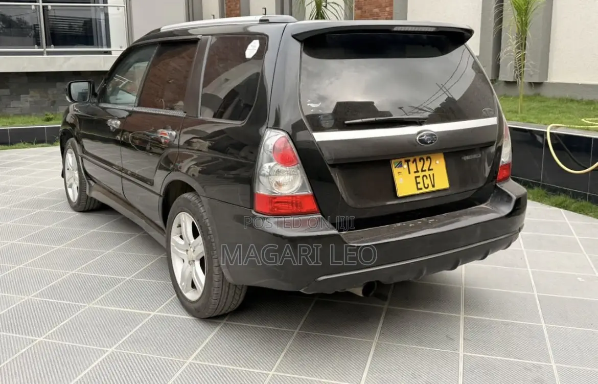 Subaru Forester 2006 Black
