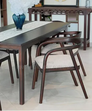 Dinning Table Sets Ina Viti Sita Na Mbao Ni Ngumu