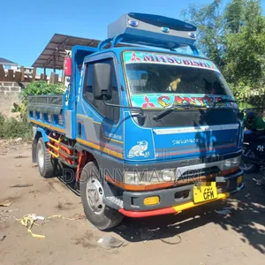 Mitsubishi Canter 2002 Blue