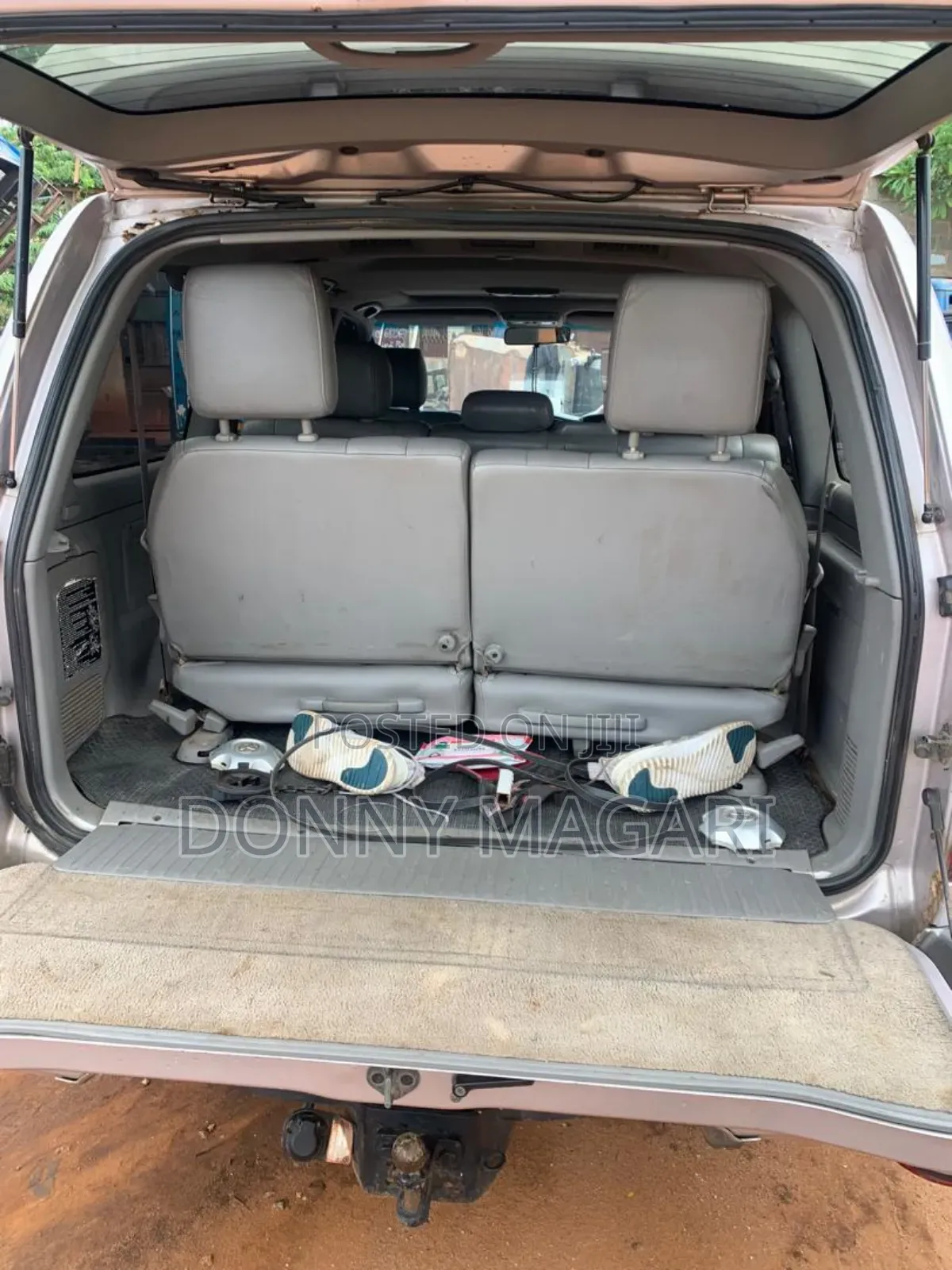 Toyota Land Cruiser 2010 Silver