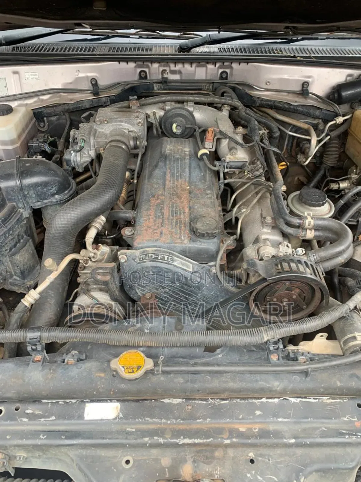 Toyota Land Cruiser 2010 Silver