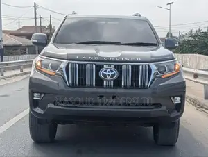 Toyota Land Cruiser Prado 4.0 Petrol TX 2018 Gray