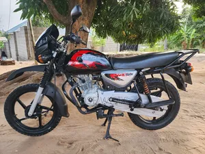 Bajaj Boxer X125 2026 Black
