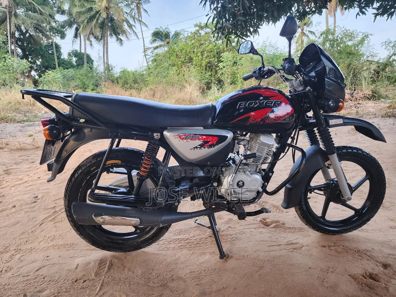 Bajaj Boxer X125 2026 Black