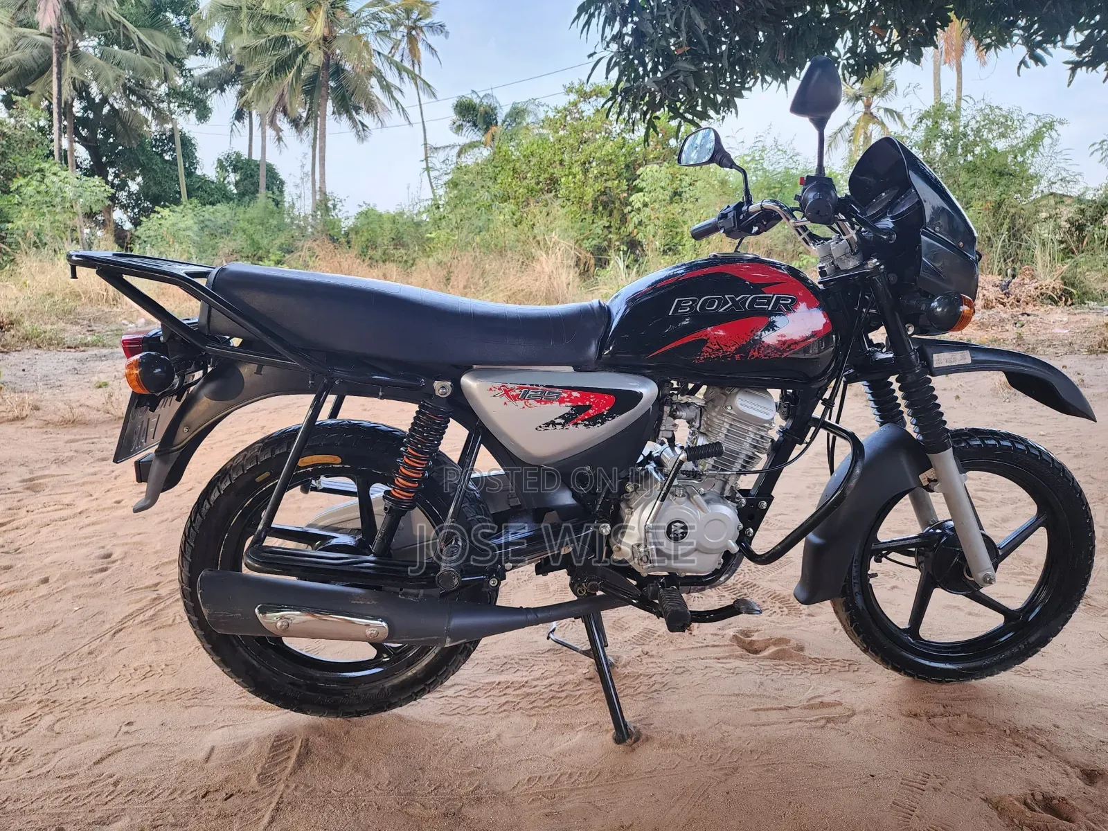 Bajaj Boxer X125 2026 Black