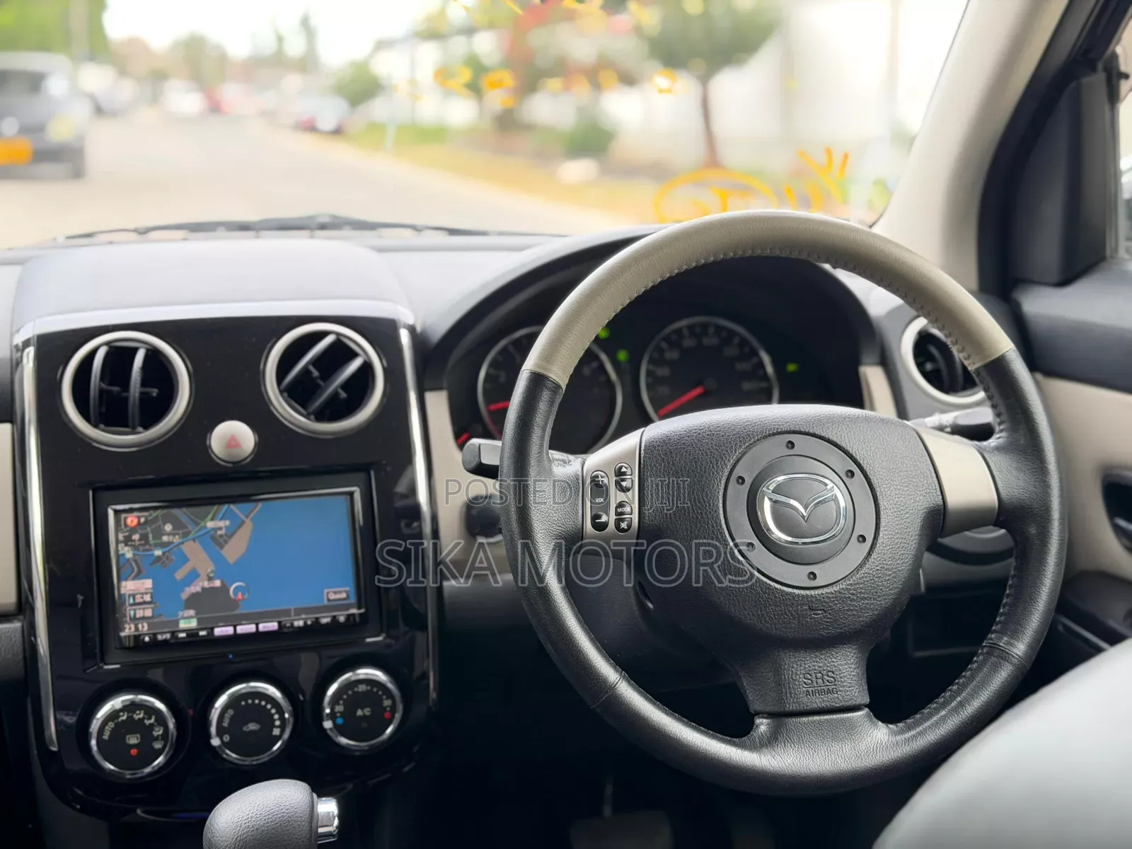 Mazda Verisa 2010 Black