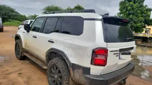 Toyota Land Cruiser Prado 2024 White
