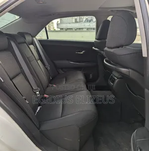 Toyota Crown 2008 White