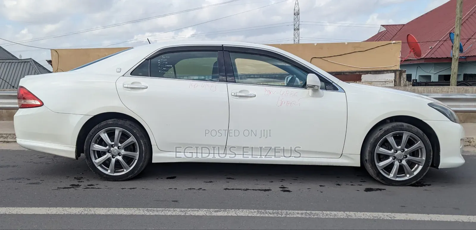 Toyota Crown 2008 White