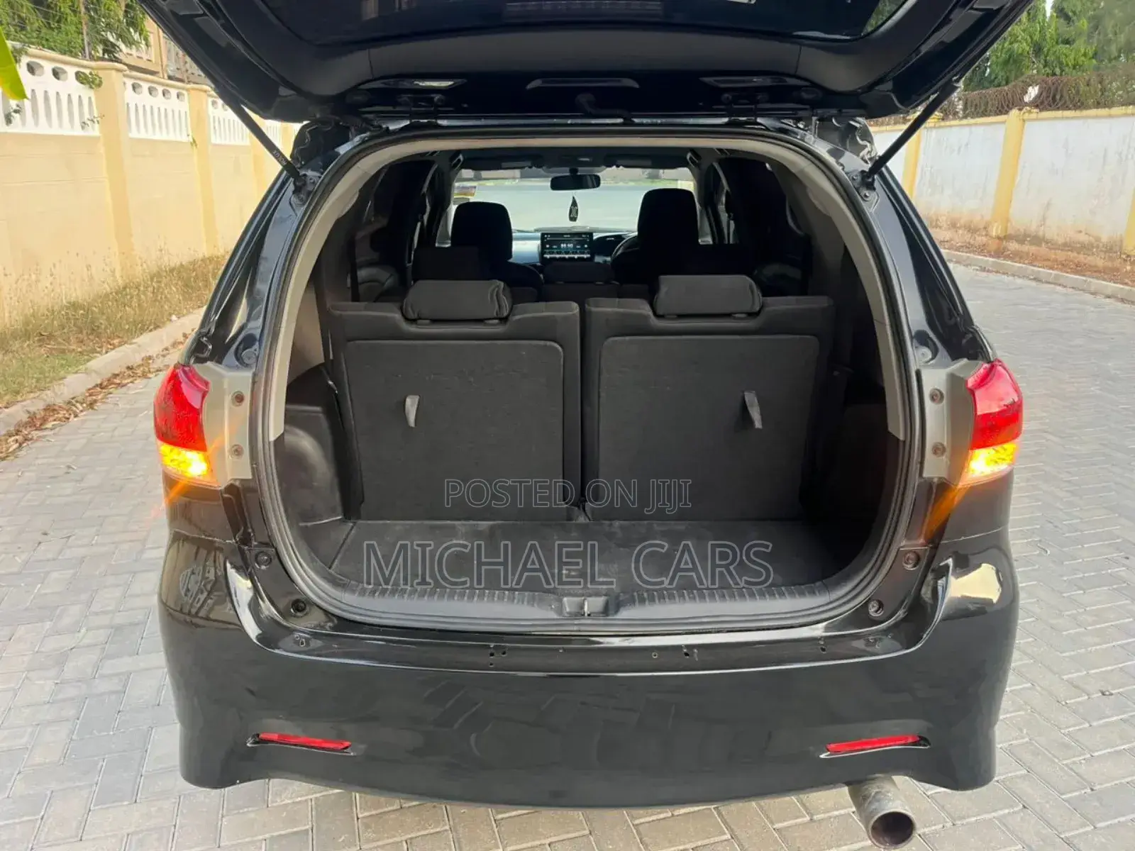 Toyota Wish 2011 Black