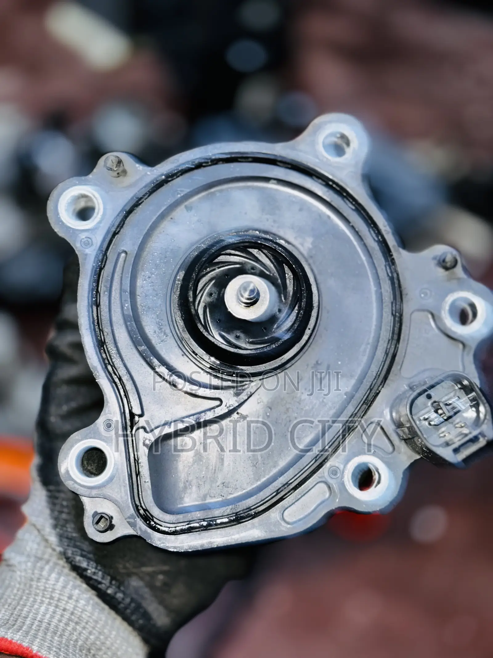 Nissan Xtrail Hybrid Water Pump T32