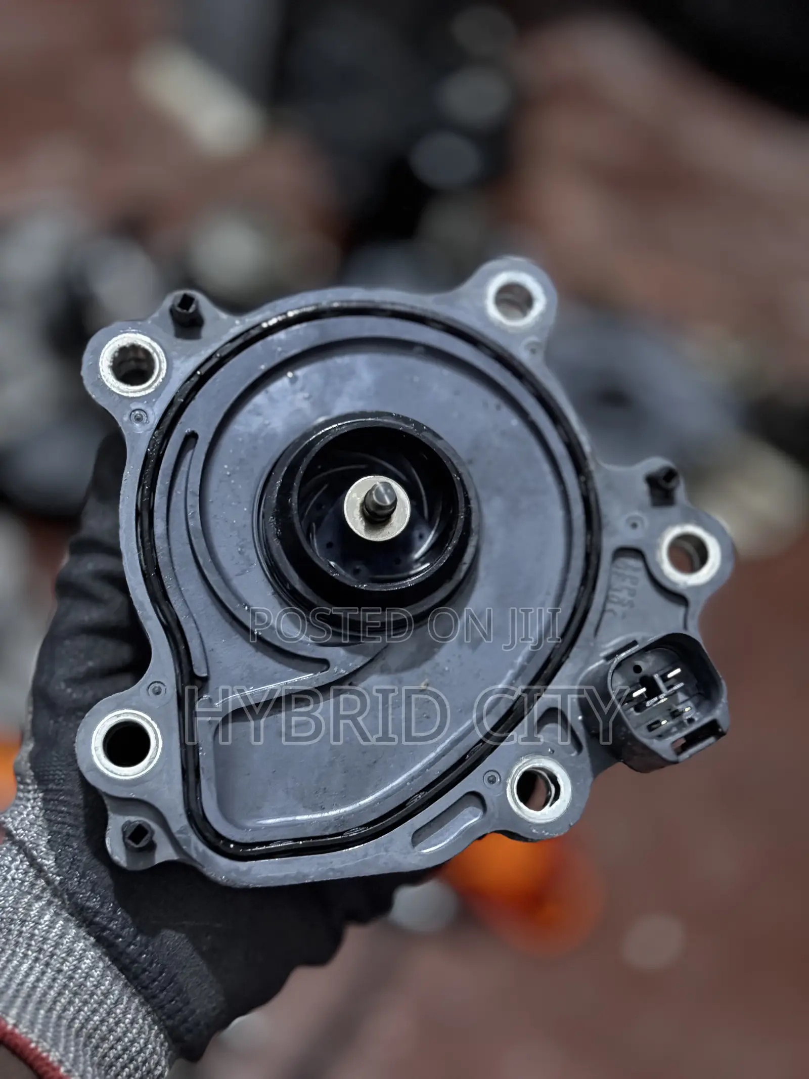 Nissan Xtrail Hybrid Water Pump T32