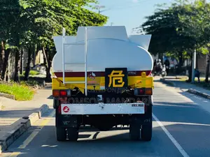 Nissan Ud Fuel Tanker 5000 Liters