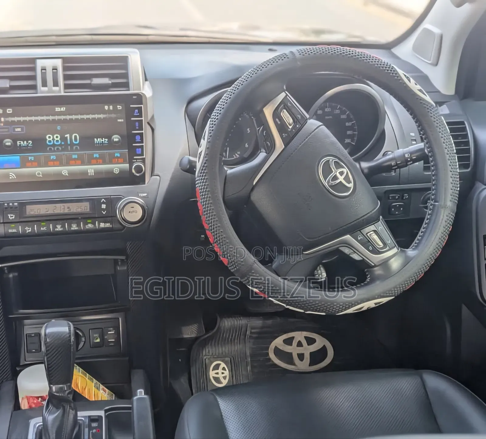 Toyota Land Cruiser Prado 2018 Gray