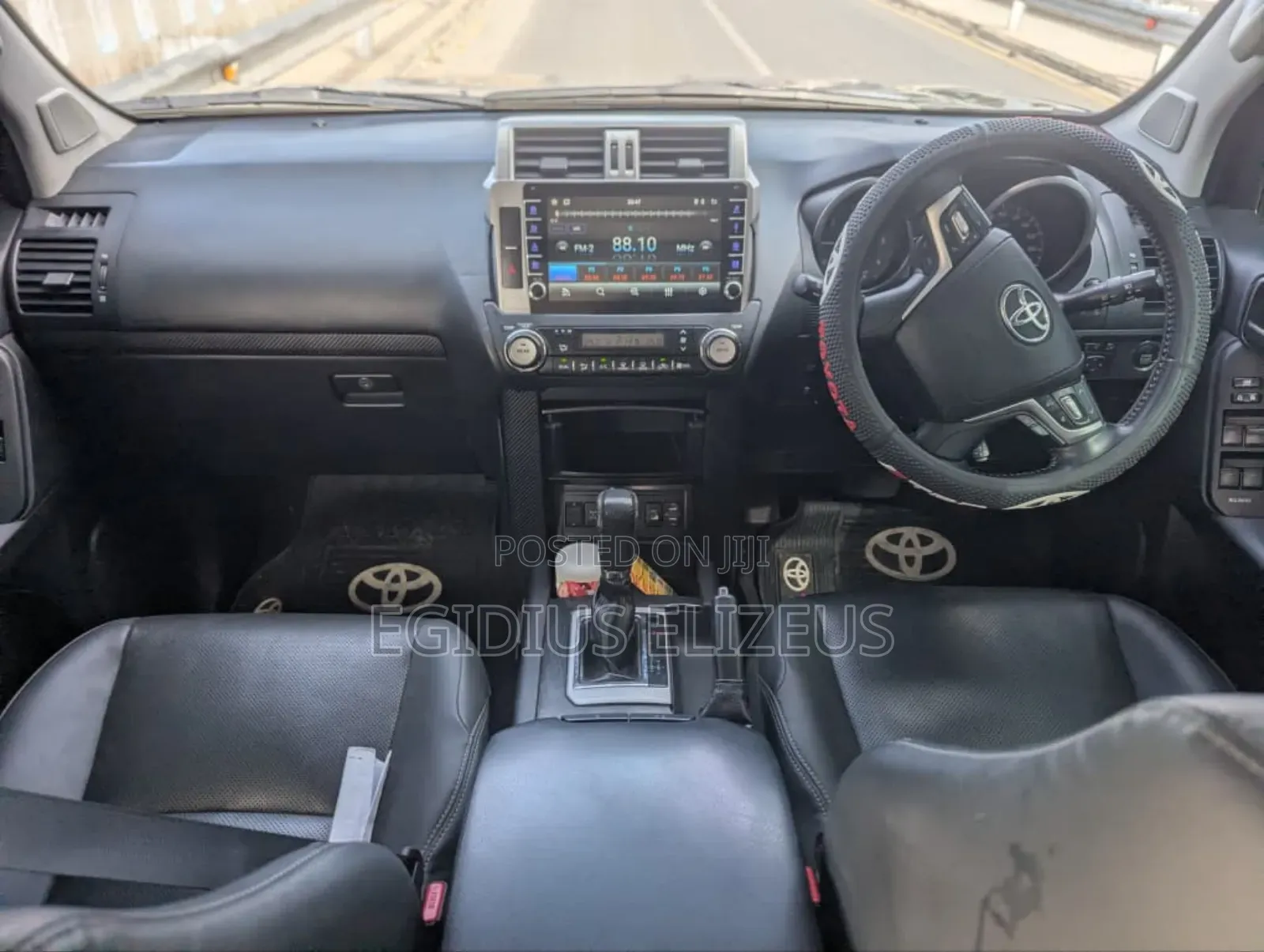 Toyota Land Cruiser Prado 2018 Gray