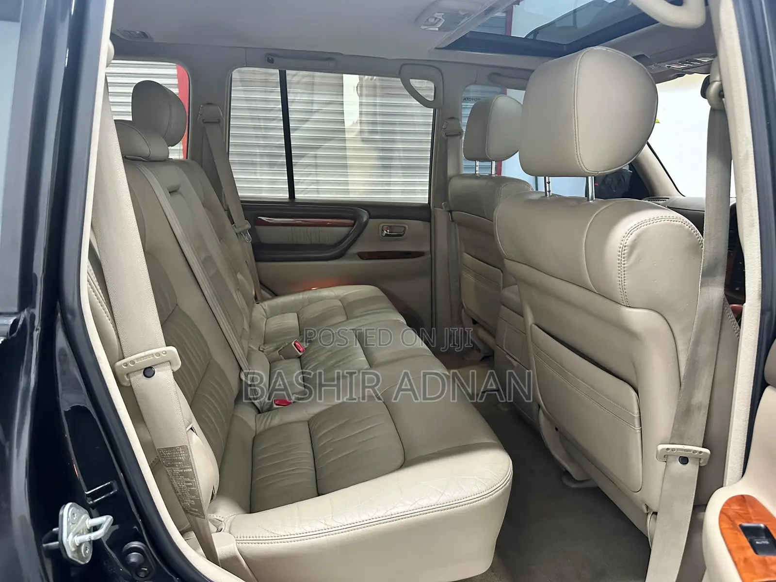 Toyota Land Cruiser HDJ 100 2000 Black