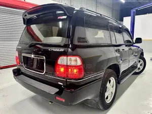 Toyota Land Cruiser HDJ 100 2000 Black