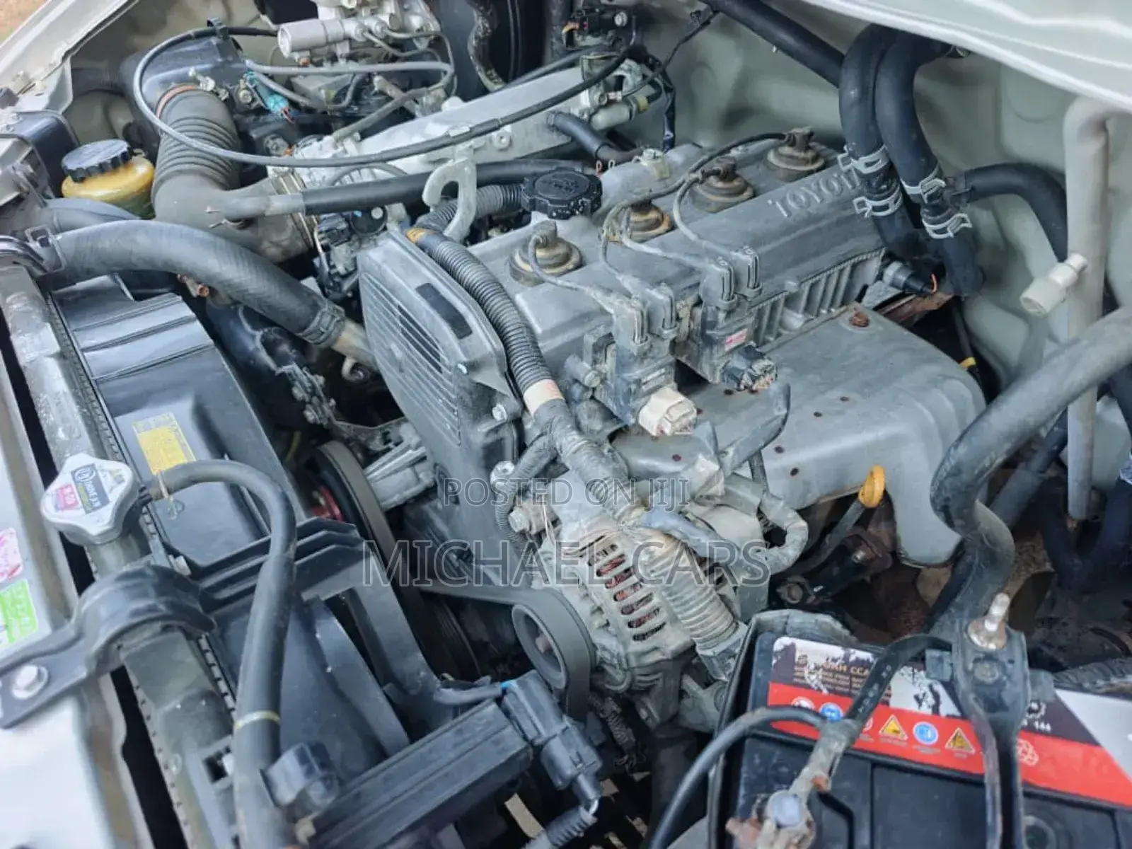 Toyota Noah 2001 Silver