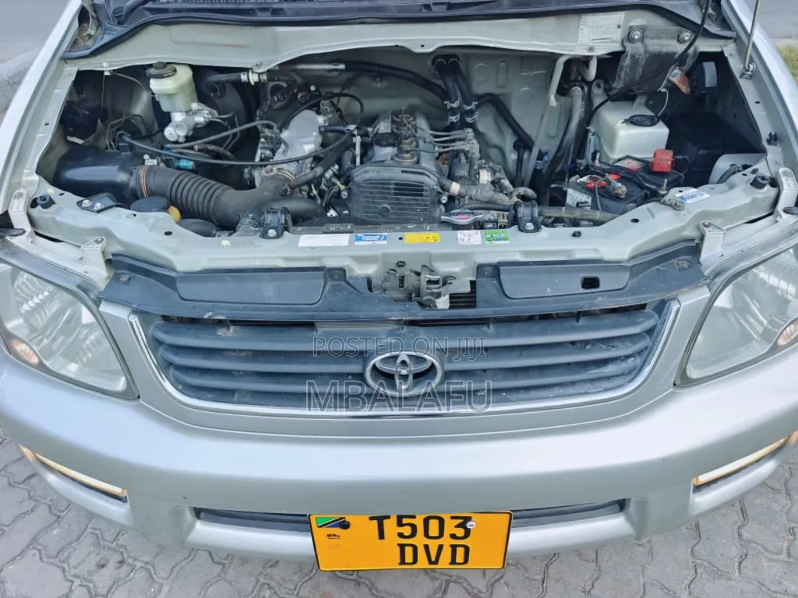 Toyota Noah 2001 Silver