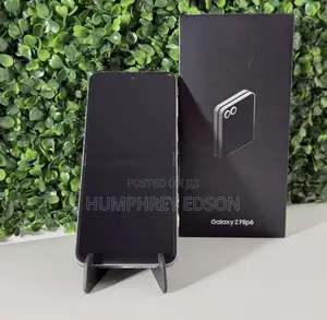 New Samsung Galaxy Z Flip6 256 GB Gray