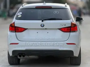 BMW X1 sDrive28i 4dr SUV (2.0L 4cyl Turbo 8A) 2014 White